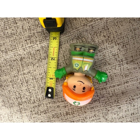 Lot of 4 Fisher Price Little People Career Figures Firefighter Teacher Scientist - Picture 3 of 8